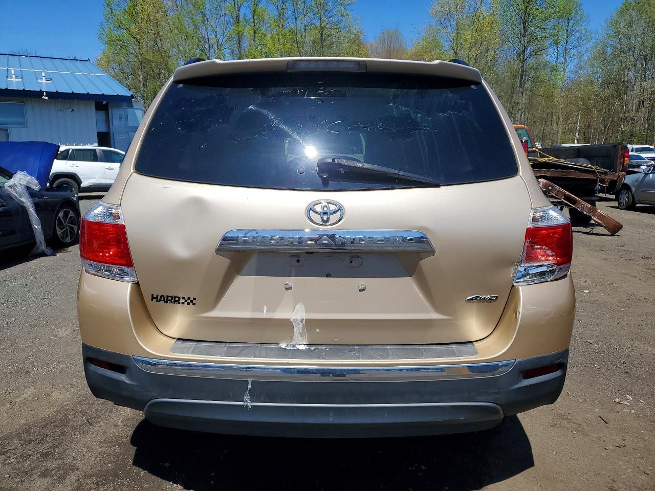 2012 TOYOTA HIGHLANDER