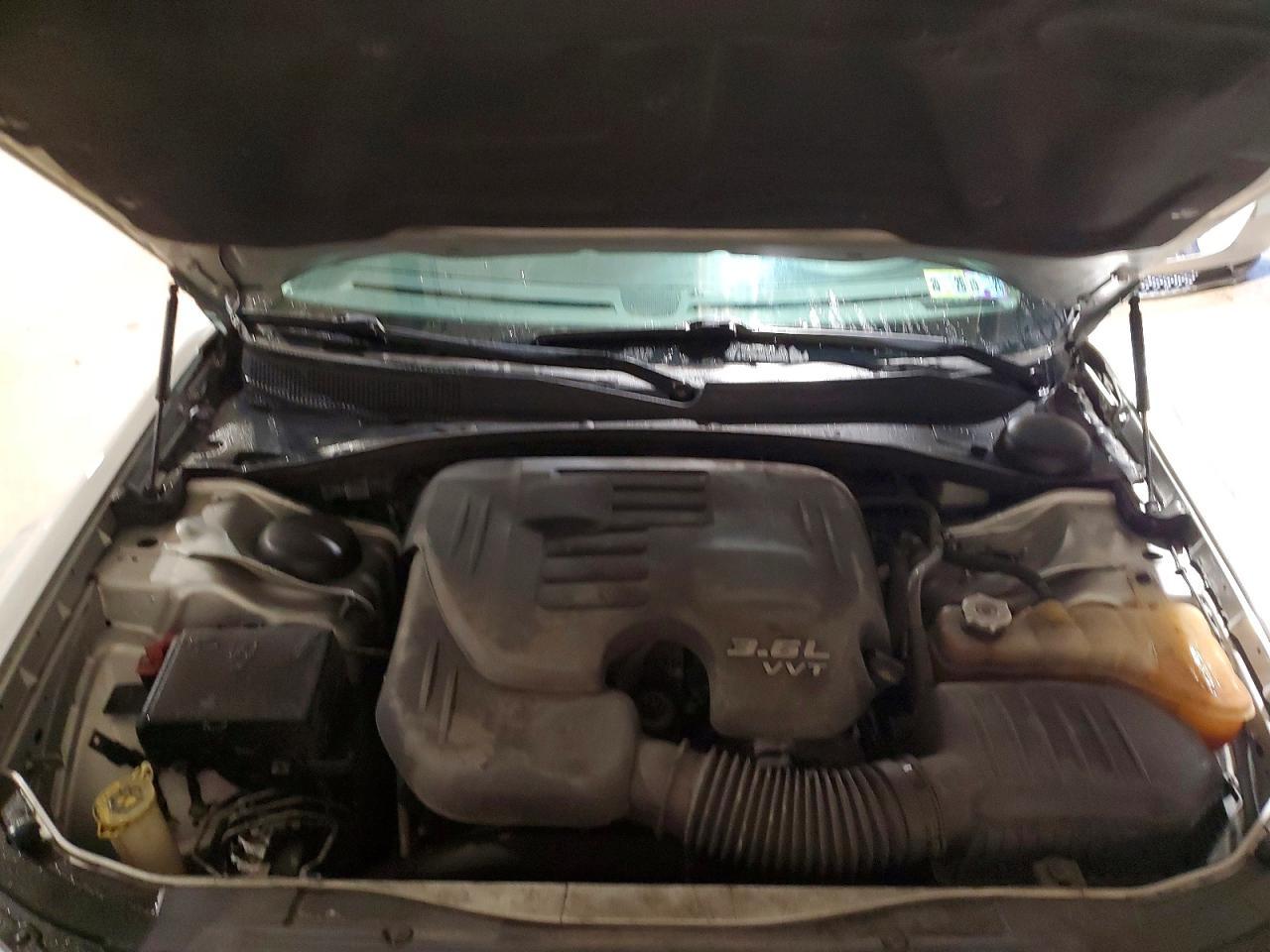 2019 CHRYSLER 300