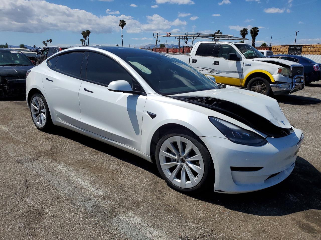 2021 TESLA MODEL 3
