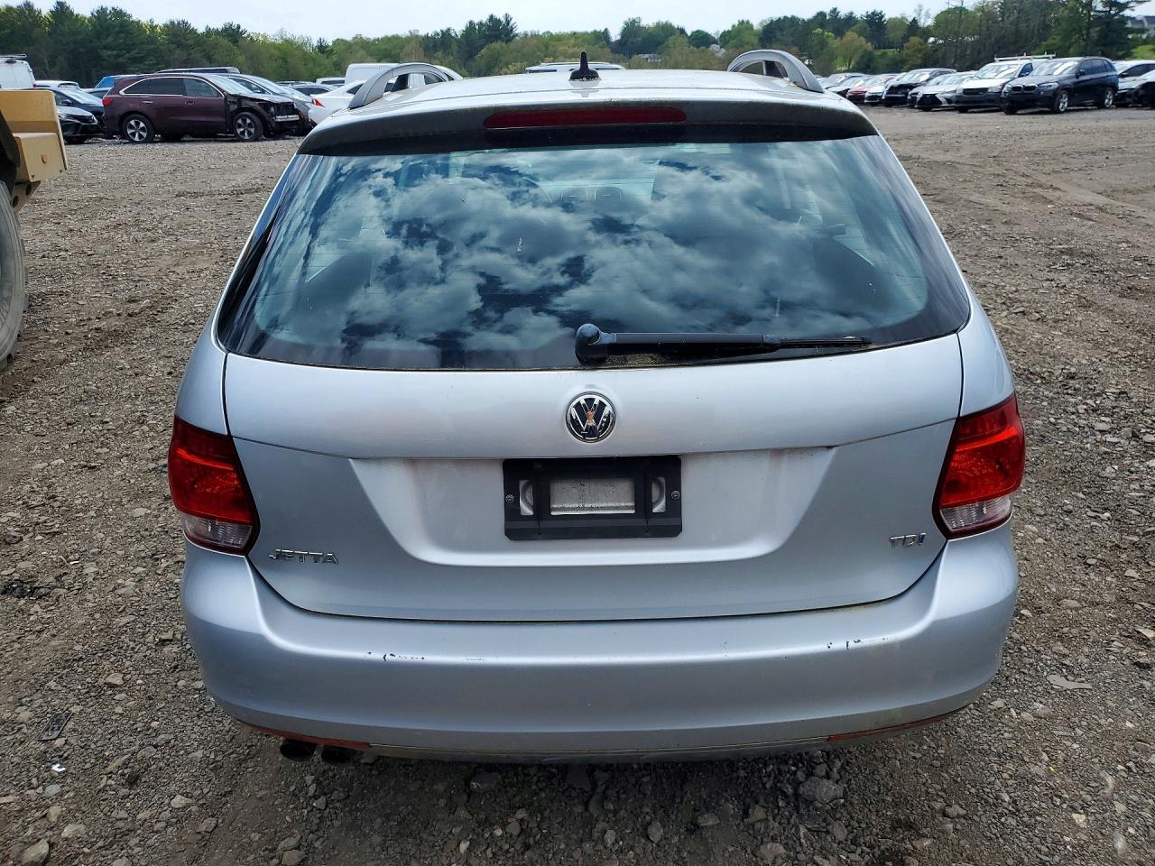 2014 VOLKSWAGEN JETTA
