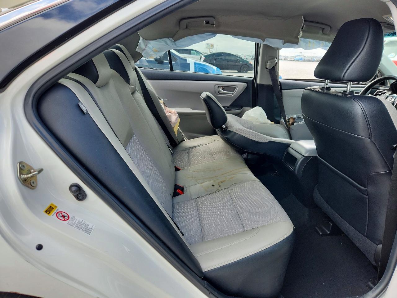 2015 TOYOTA CAMRY