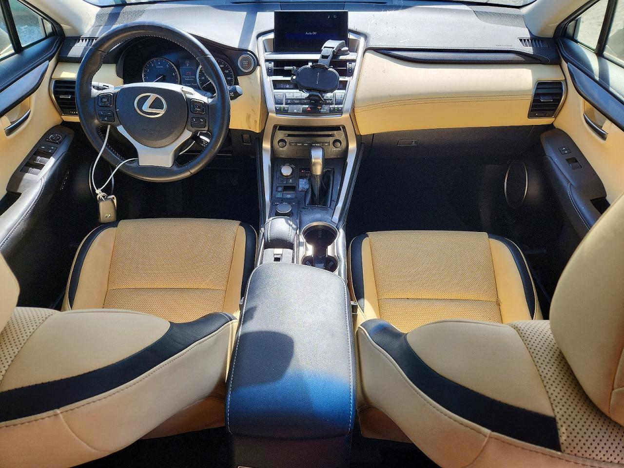 2016 LEXUS NX 200T
