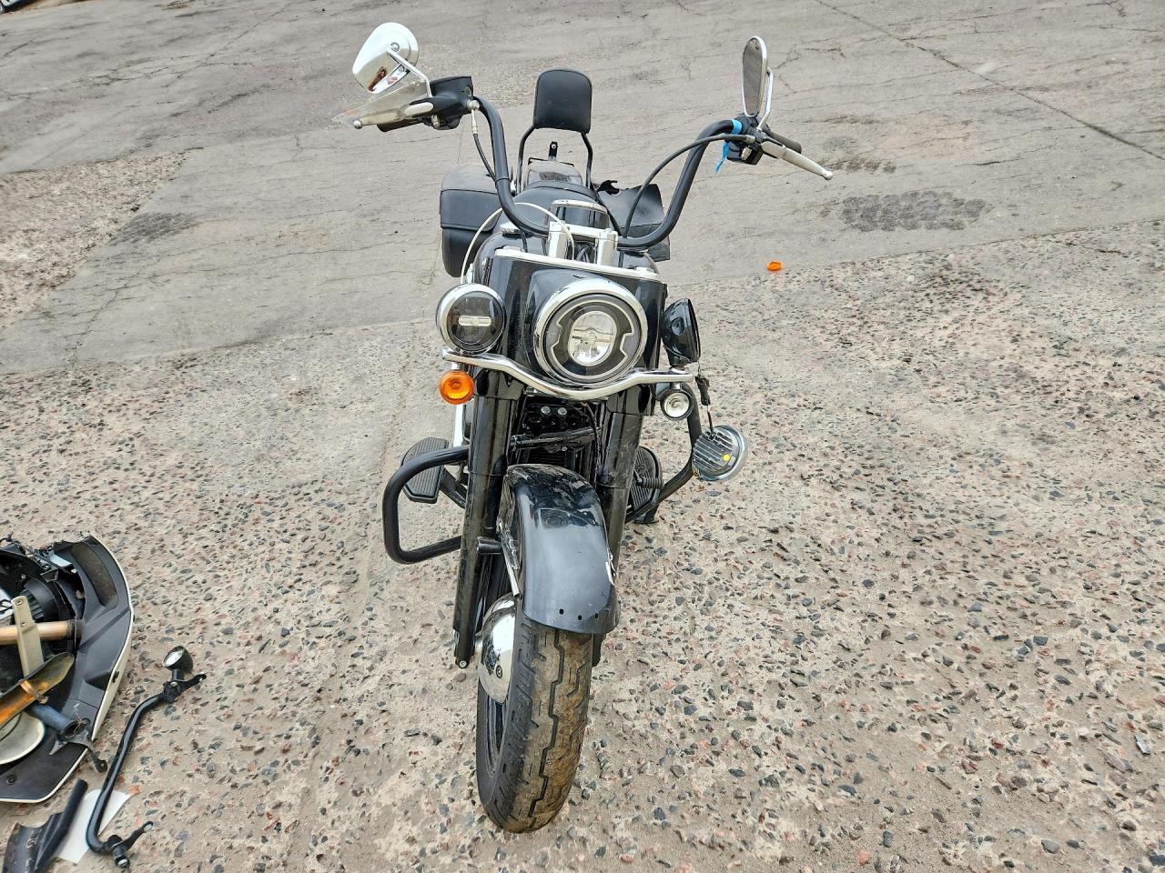 2019 HARLEY-DAVIDSON FLHC