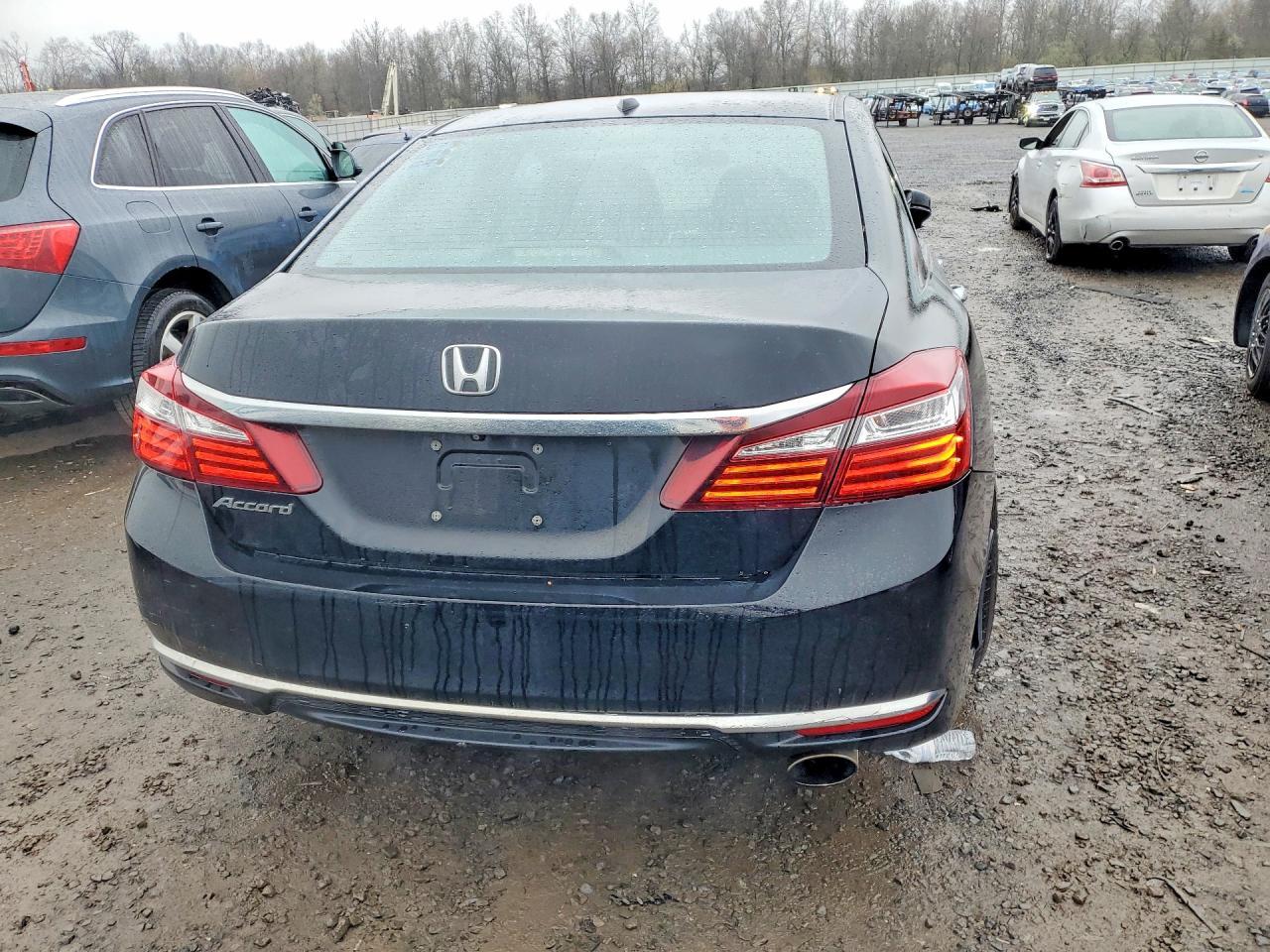 2017 HONDA ACCORD