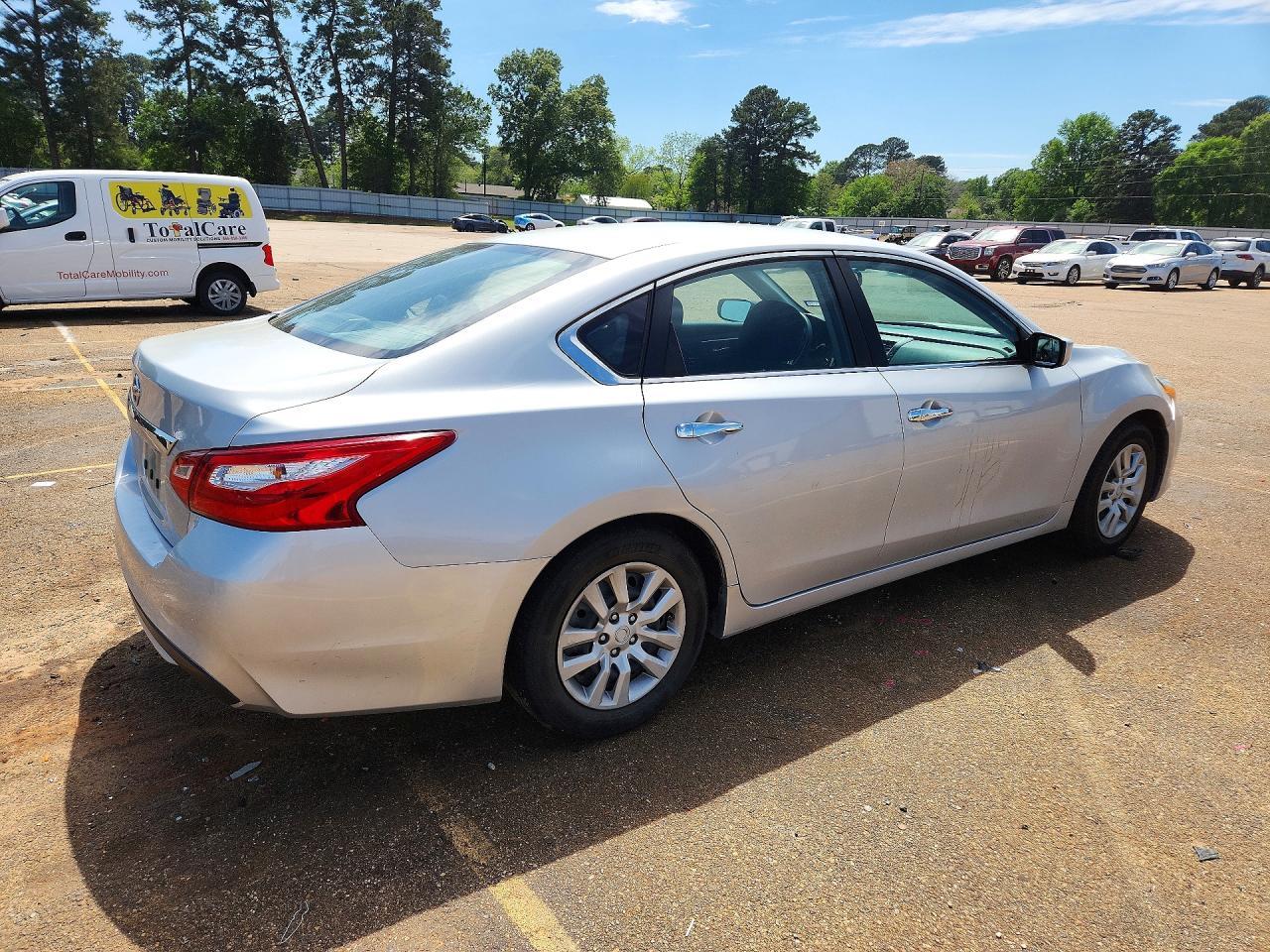 2016 NISSAN ALTIMA