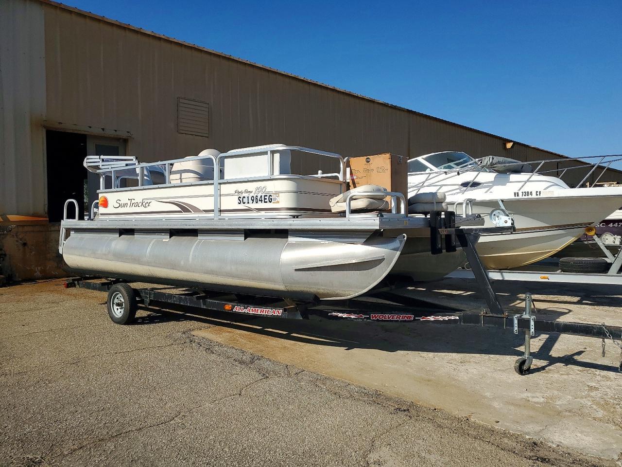 2008 Sun Tracker Party Barge