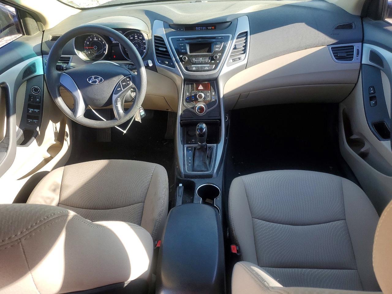 2016 HYUNDAI ELANTRA