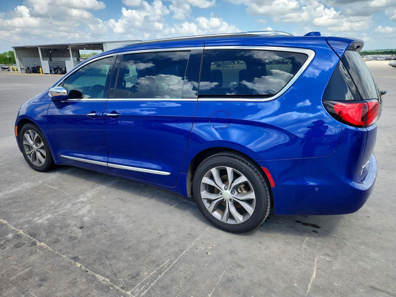 2020 CHRYSLER Pacifica