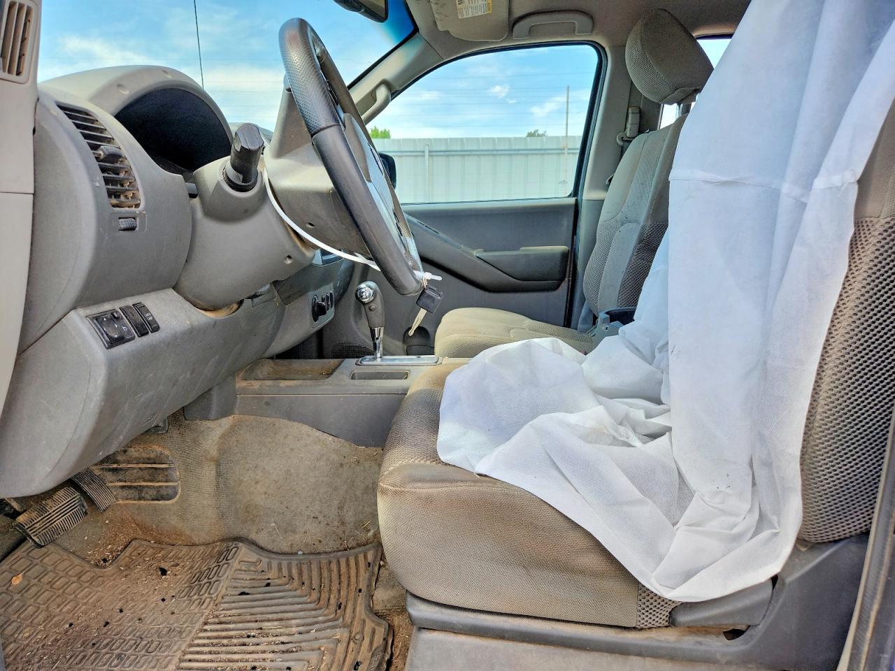 2012 NISSAN Frontier