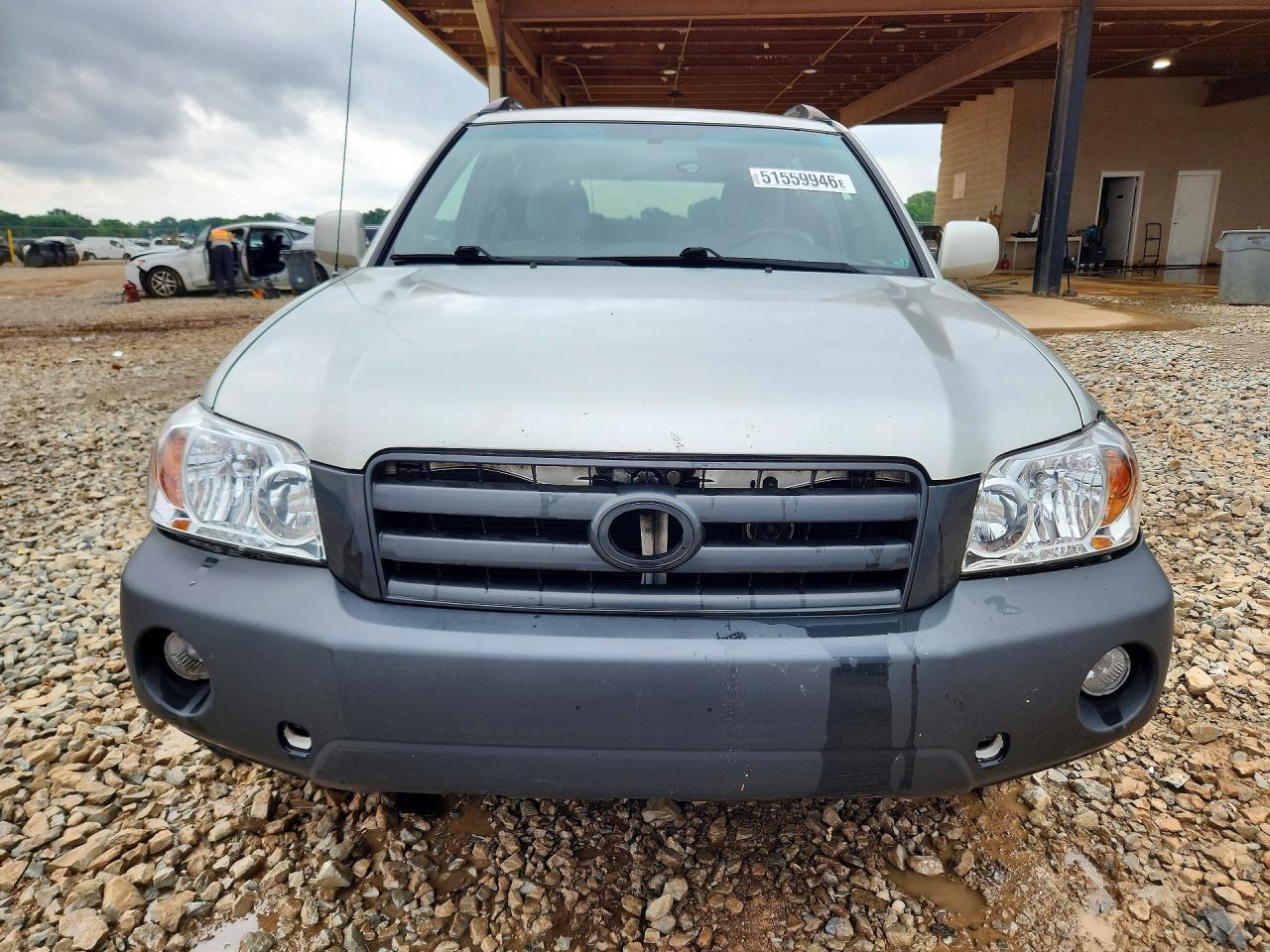 2004 TOYOTA HIGHLANDER