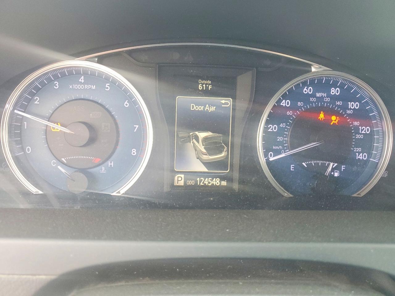 2016 TOYOTA CAMRY