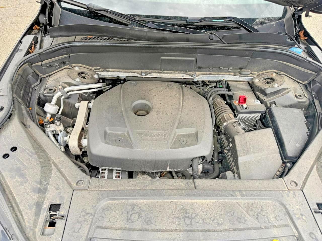 2018 VOLVO XC90