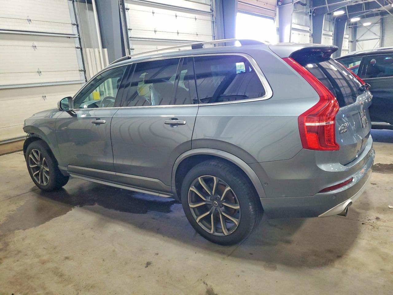 2018 VOLVO XC90