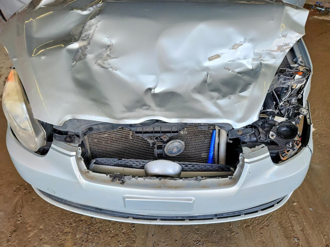 2011 HYUNDAI ACCENT