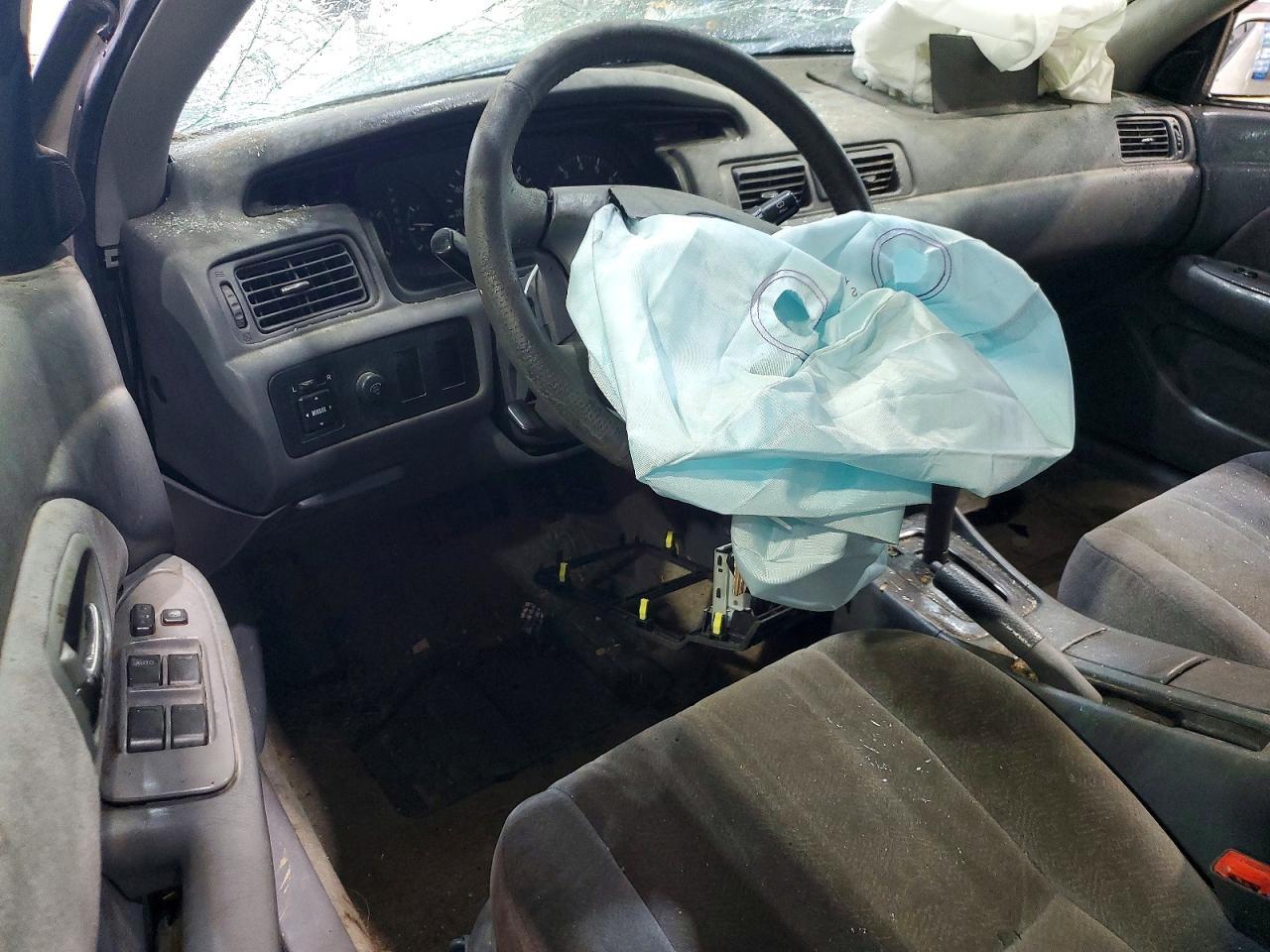 2001 TOYOTA CAMRY