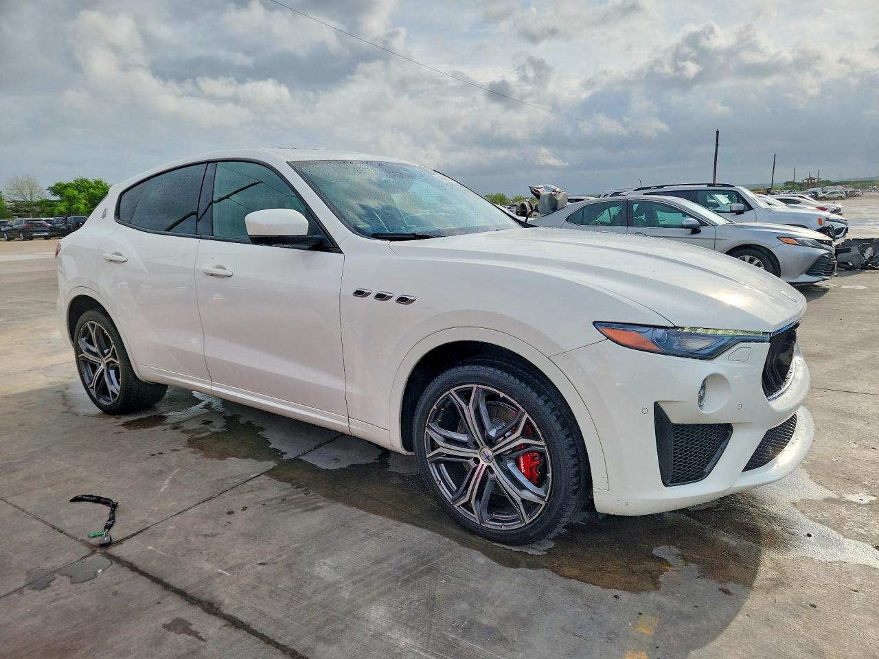 2019 MASERATI Levante