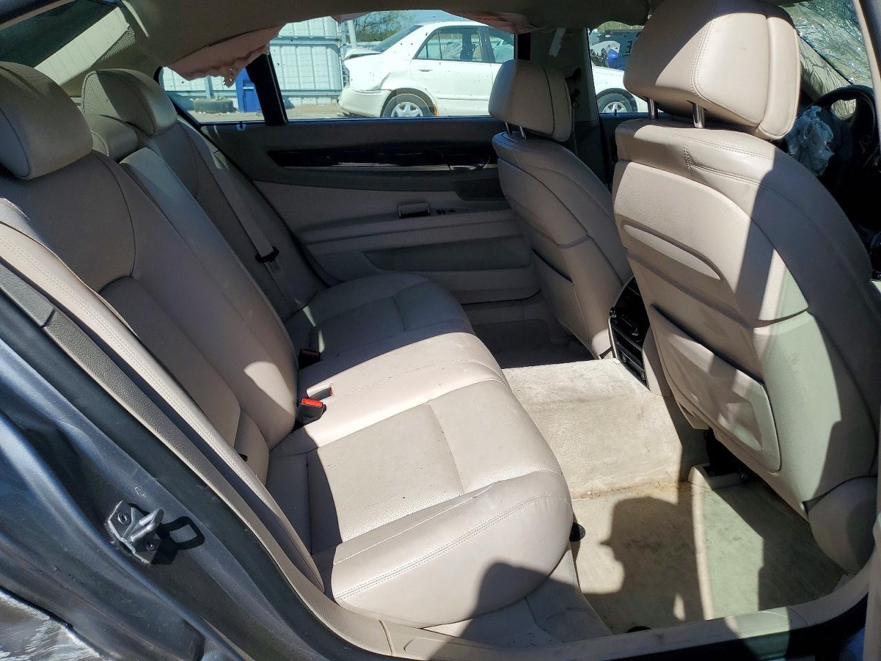 2013 BMW 7 series