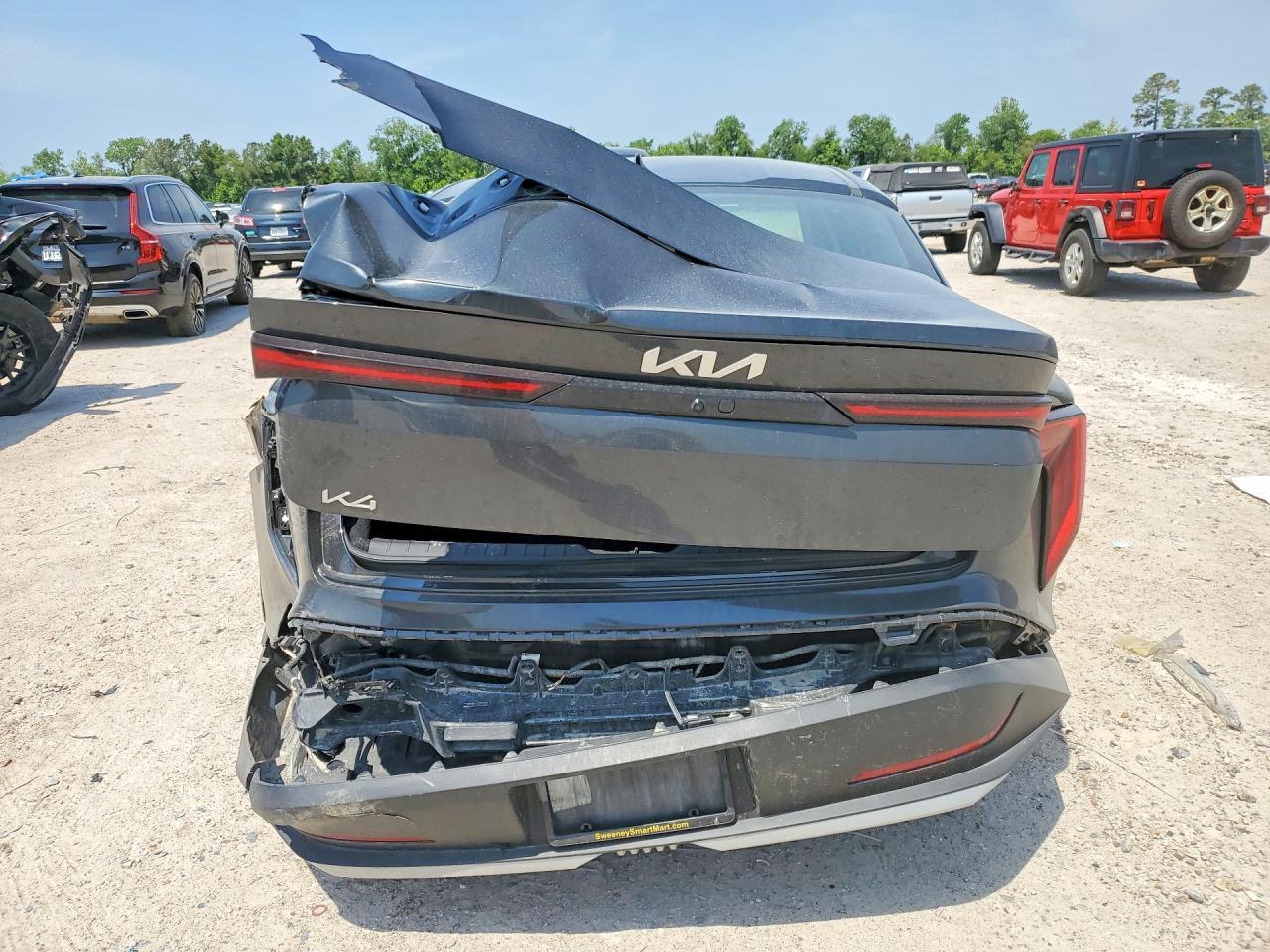 2025 KIA K4