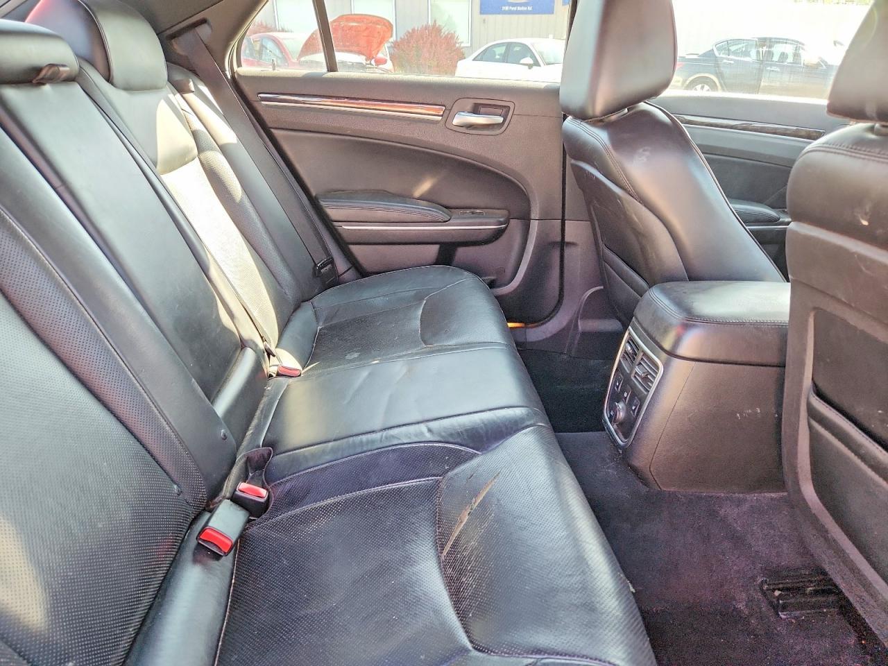 2013 CHRYSLER 300