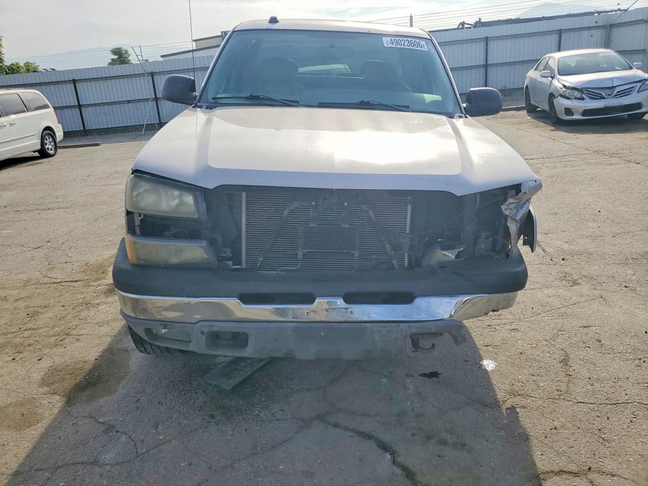 2004 CHEVROLET Silverado