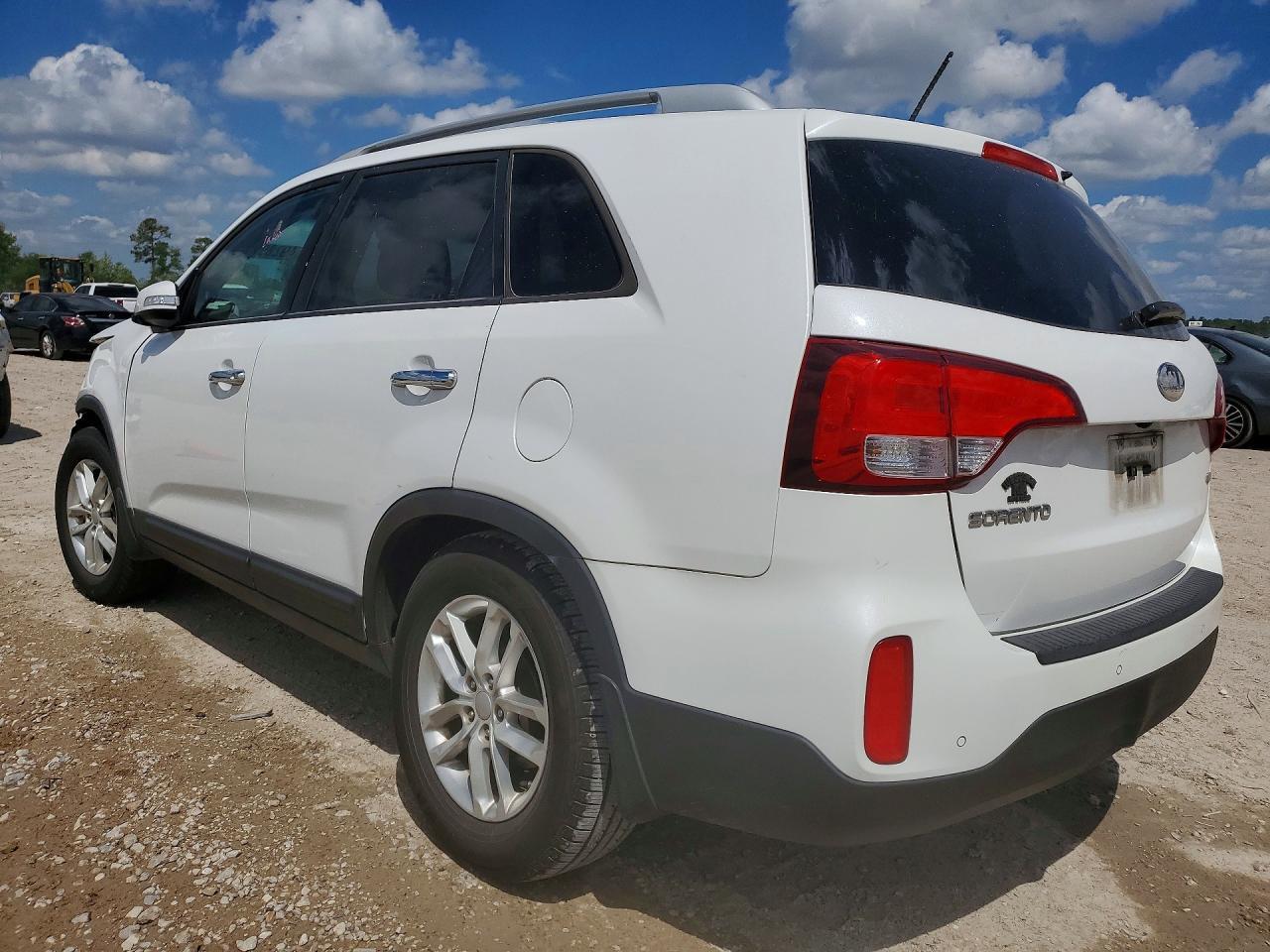 2015 KIA SORENTO
