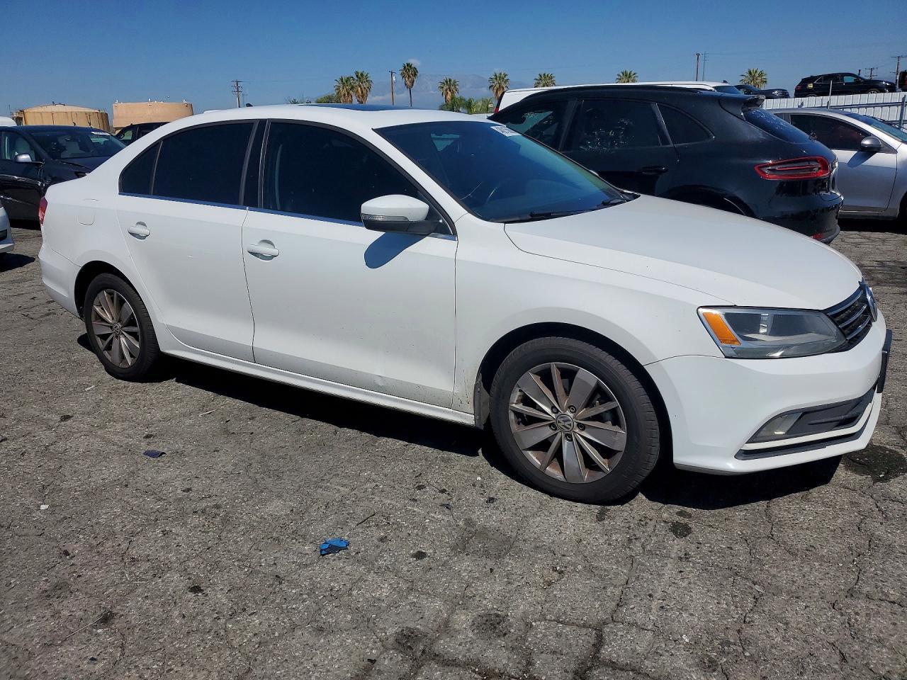 2015 VOLKSWAGEN JETTA