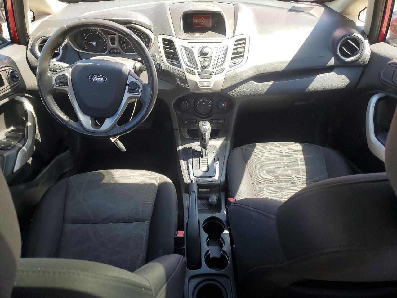 2011 FORD Fiesta