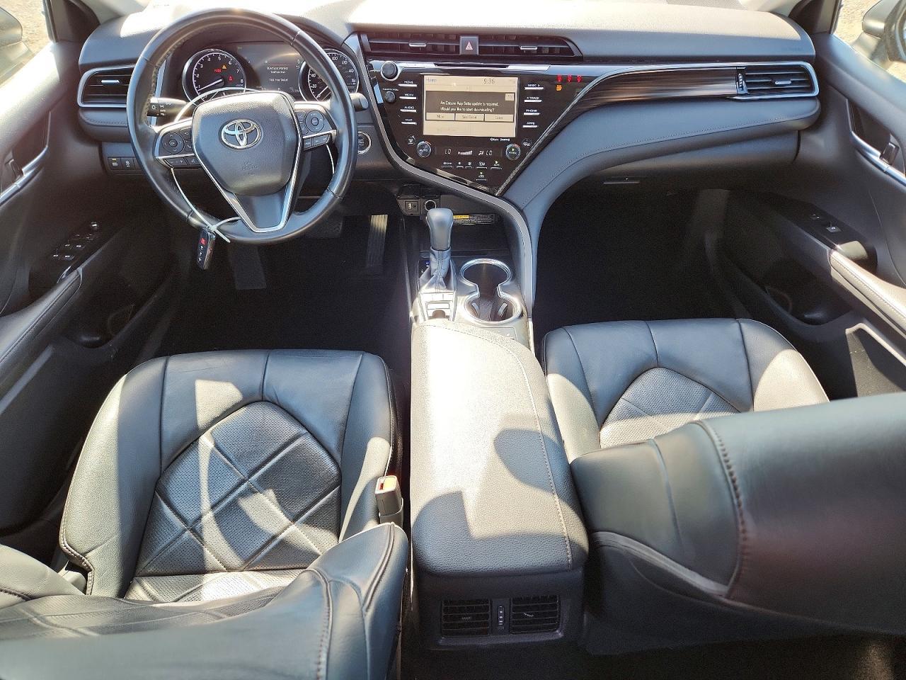 2019 TOYOTA CAMRY