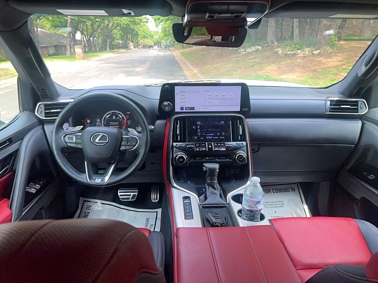2024 LEXUS LX 600