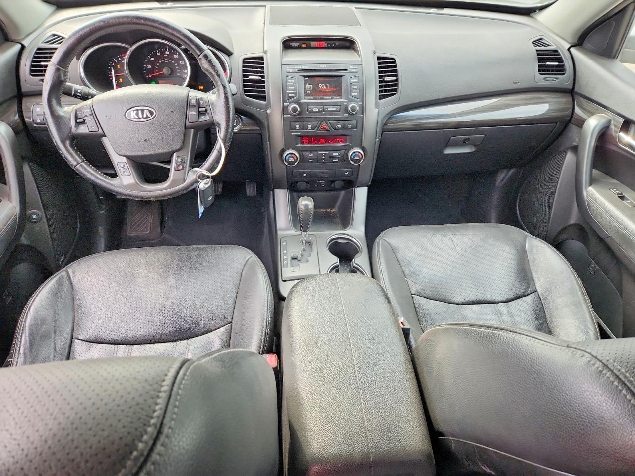 2013 KIA SORENTO