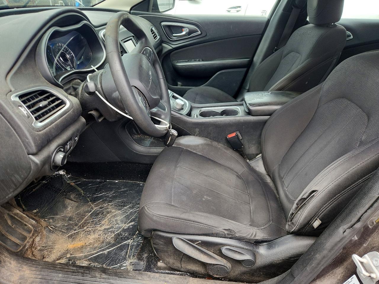 2015 CHRYSLER 200