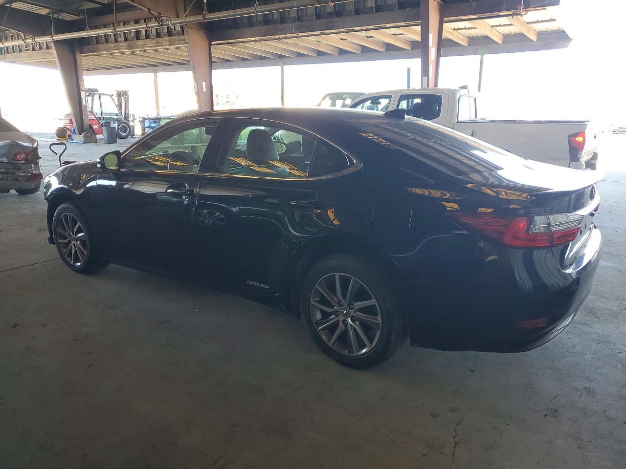 2016 LEXUS ES 300H