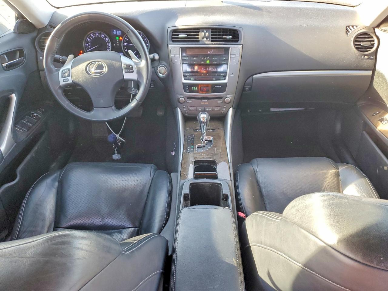 2011 LEXUS IS 250