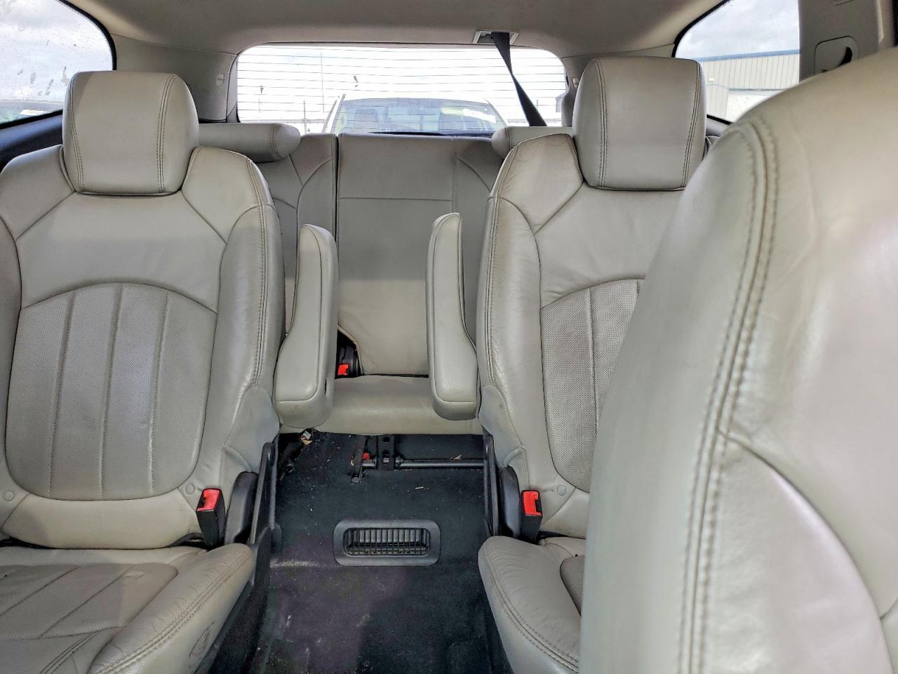 2010 CHEVROLET TRAVERSE
