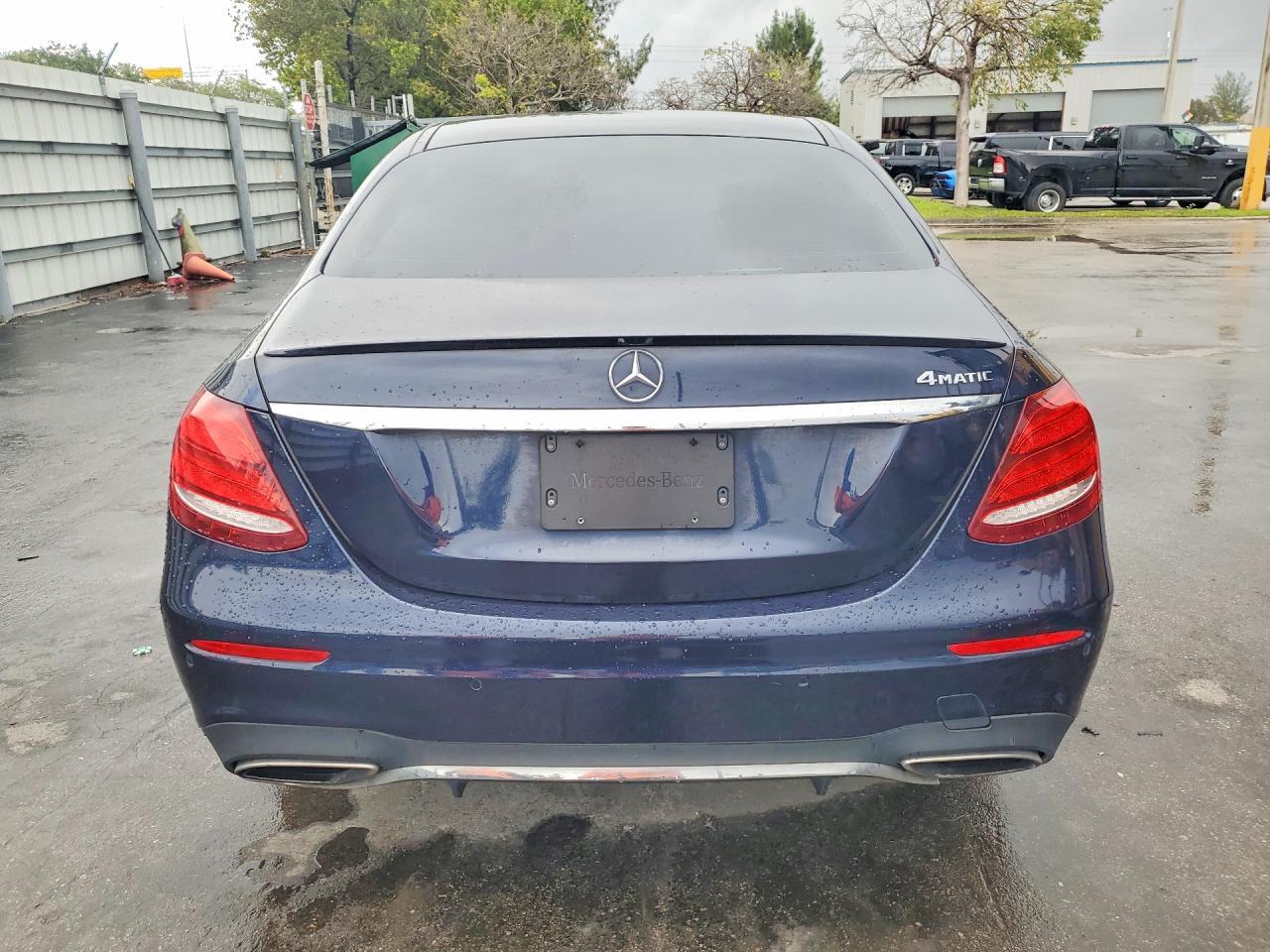 2017 MERCEDES-BENZ E-Class