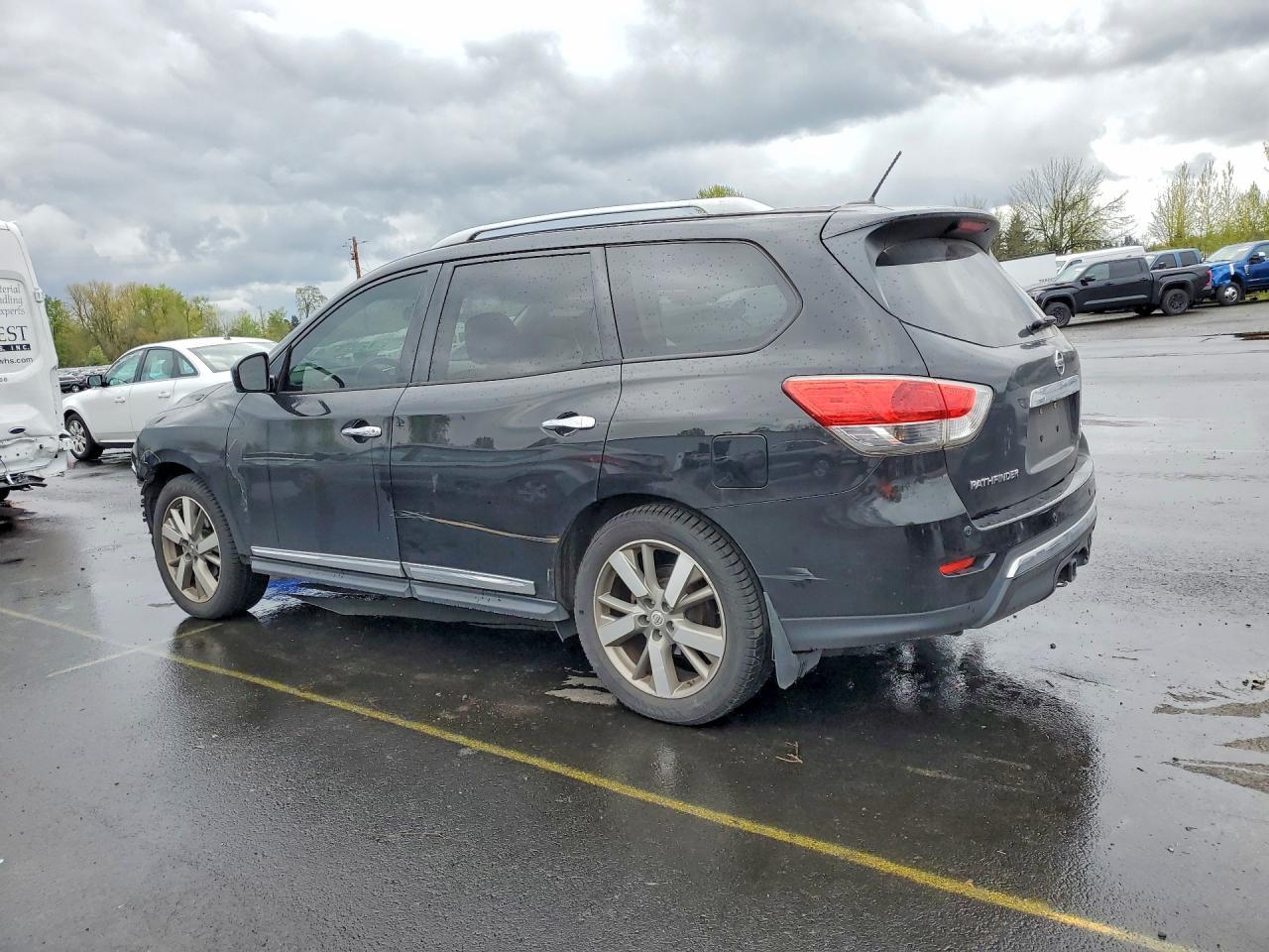 2015 NISSAN PATHFINDER