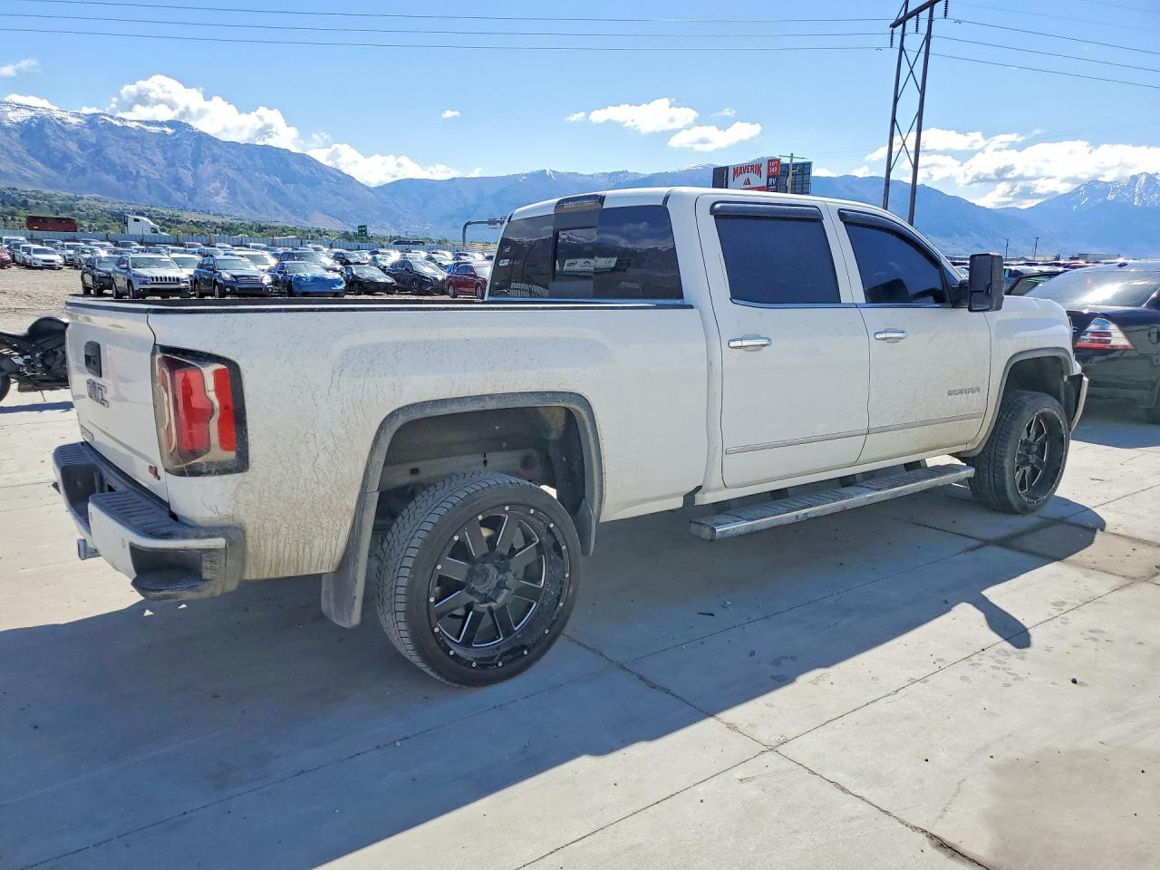 2017 GMC Sierra