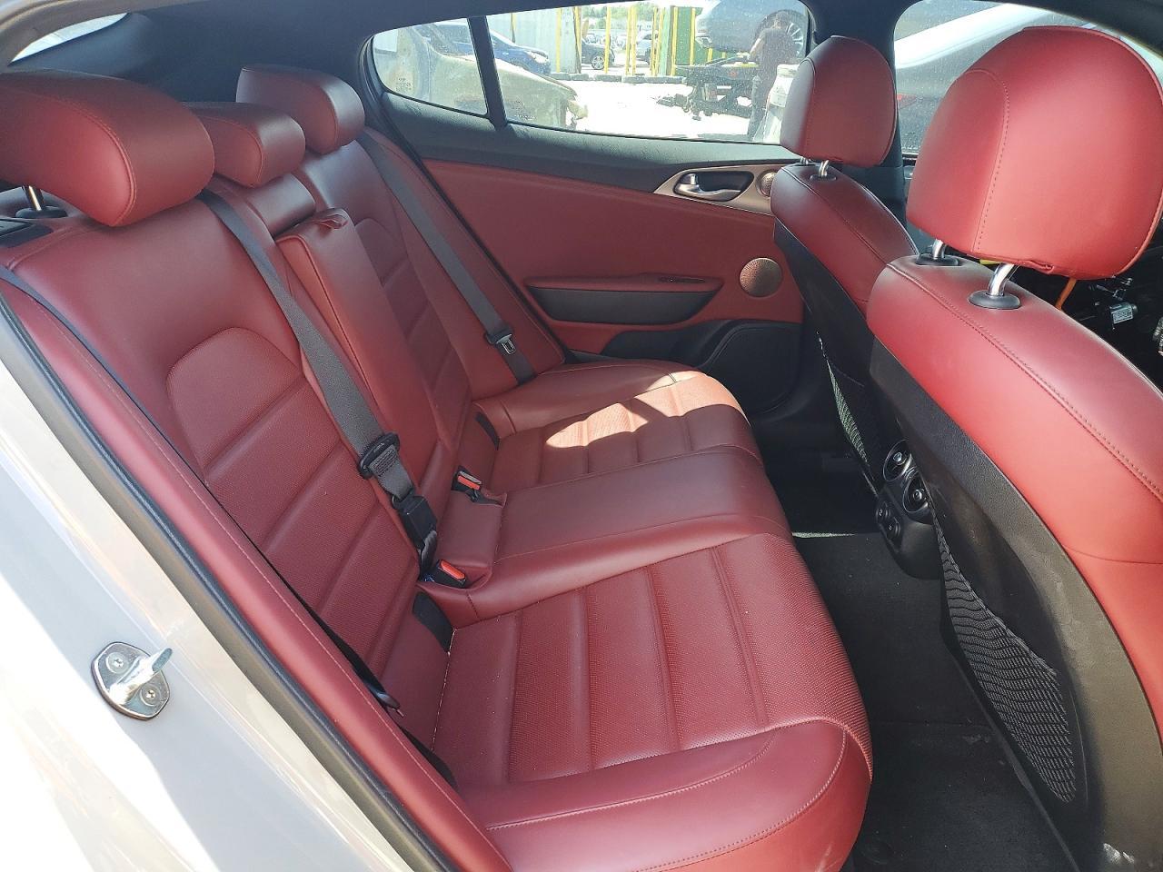 2018 KIA Stinger