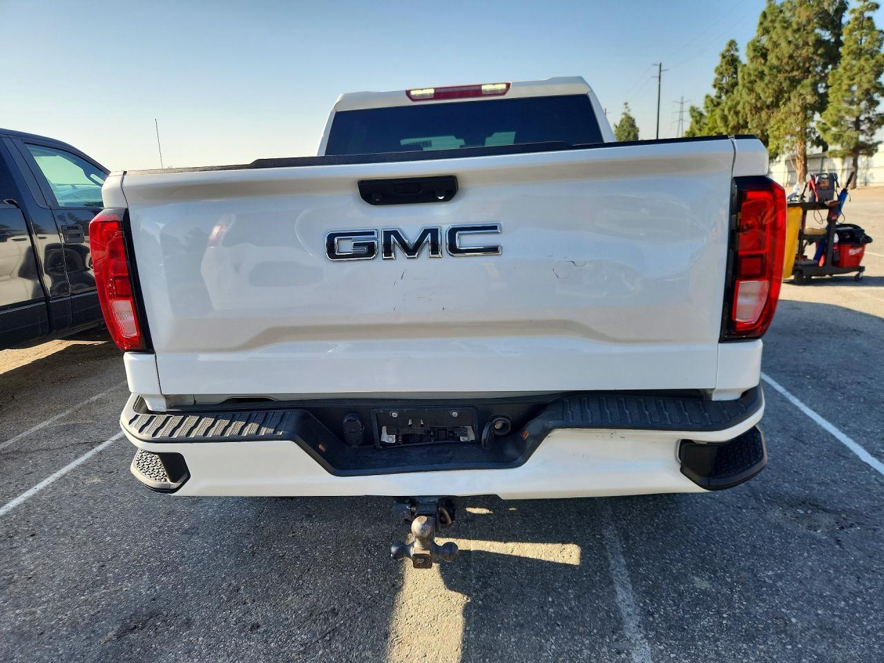 2024 GMC Sierra