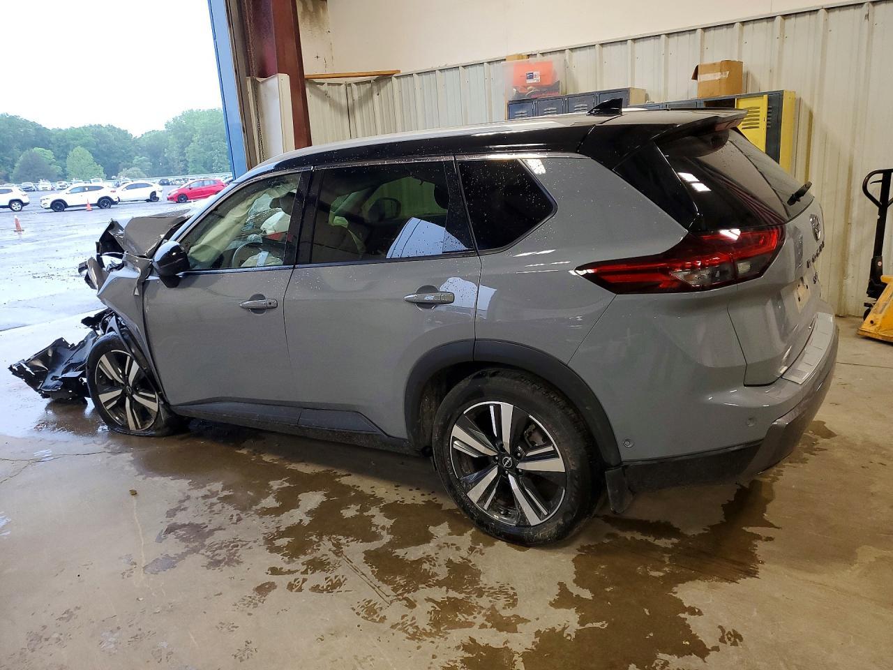 2024 NISSAN ROGUE