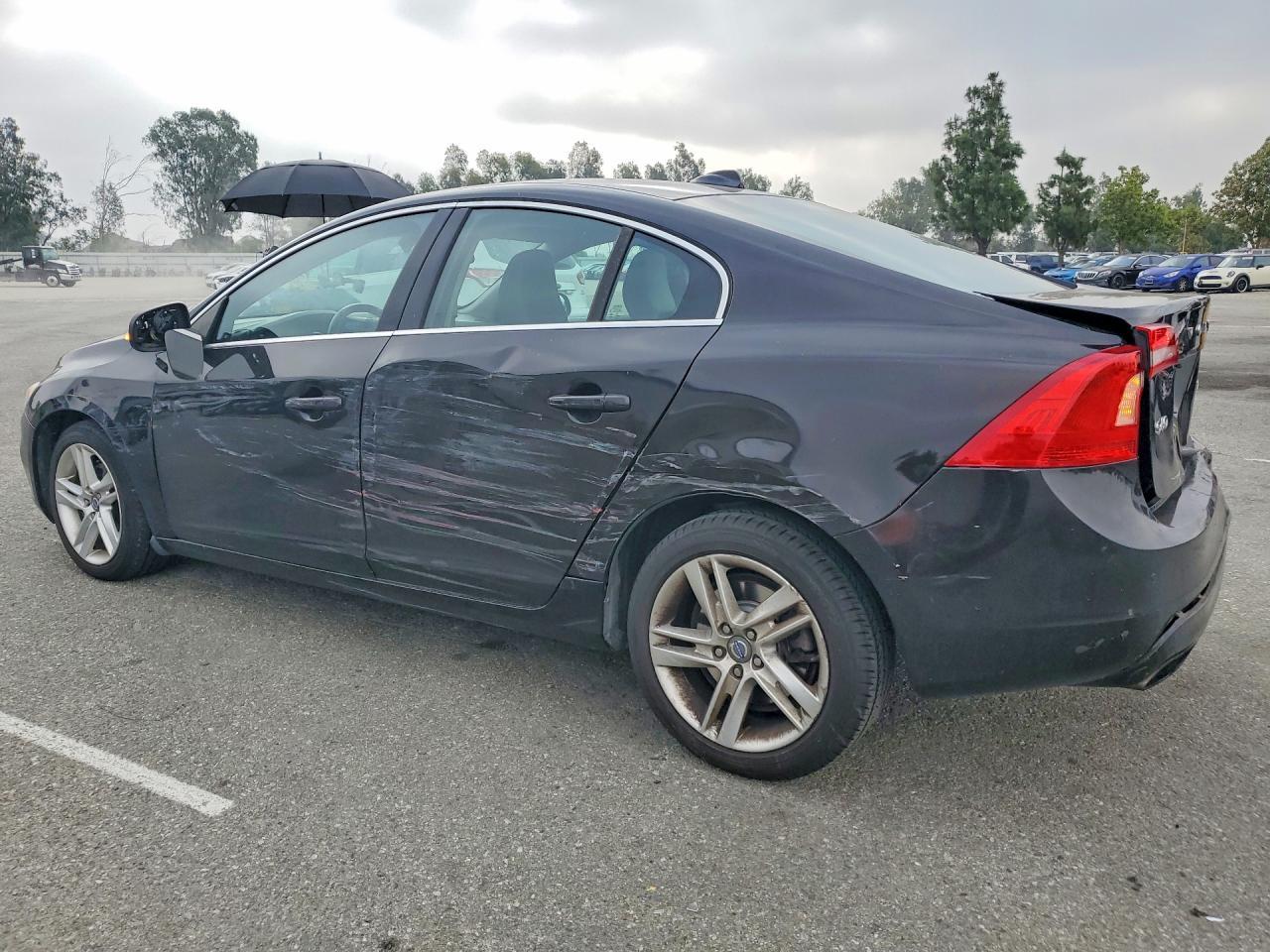 2015 VOLVO S60