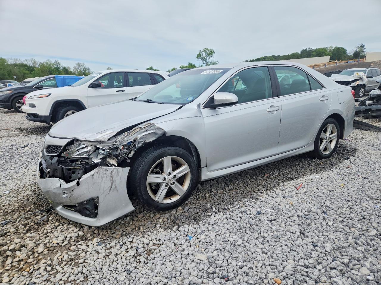 2014 TOYOTA CAMRY