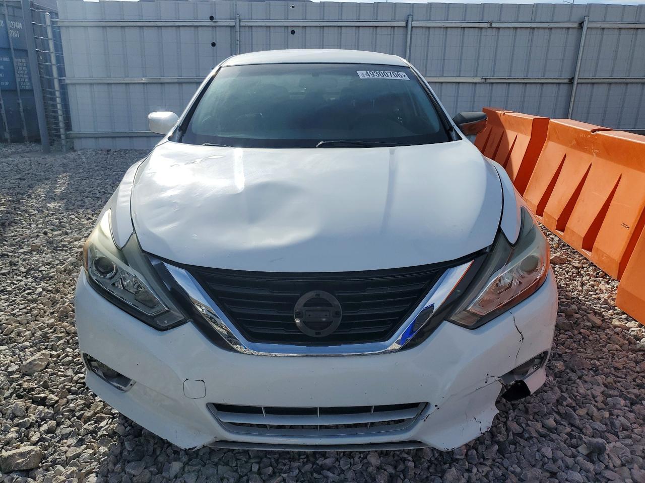2017 NISSAN ALTIMA