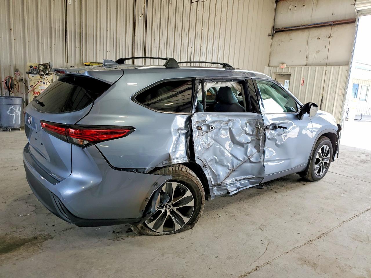 2021 TOYOTA HIGHLANDER