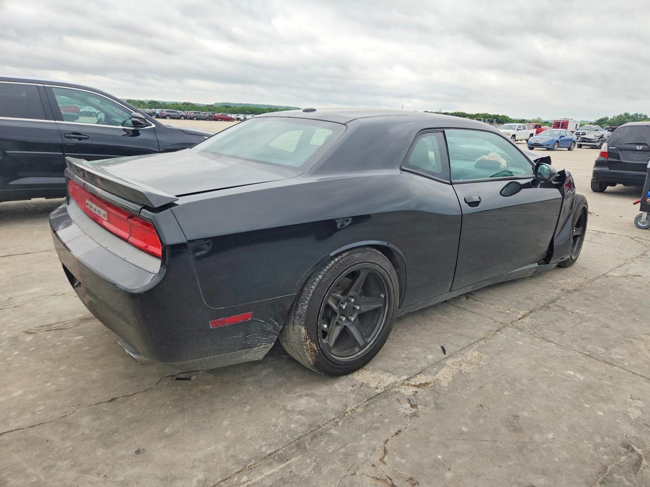 2013 DODGE Challenger