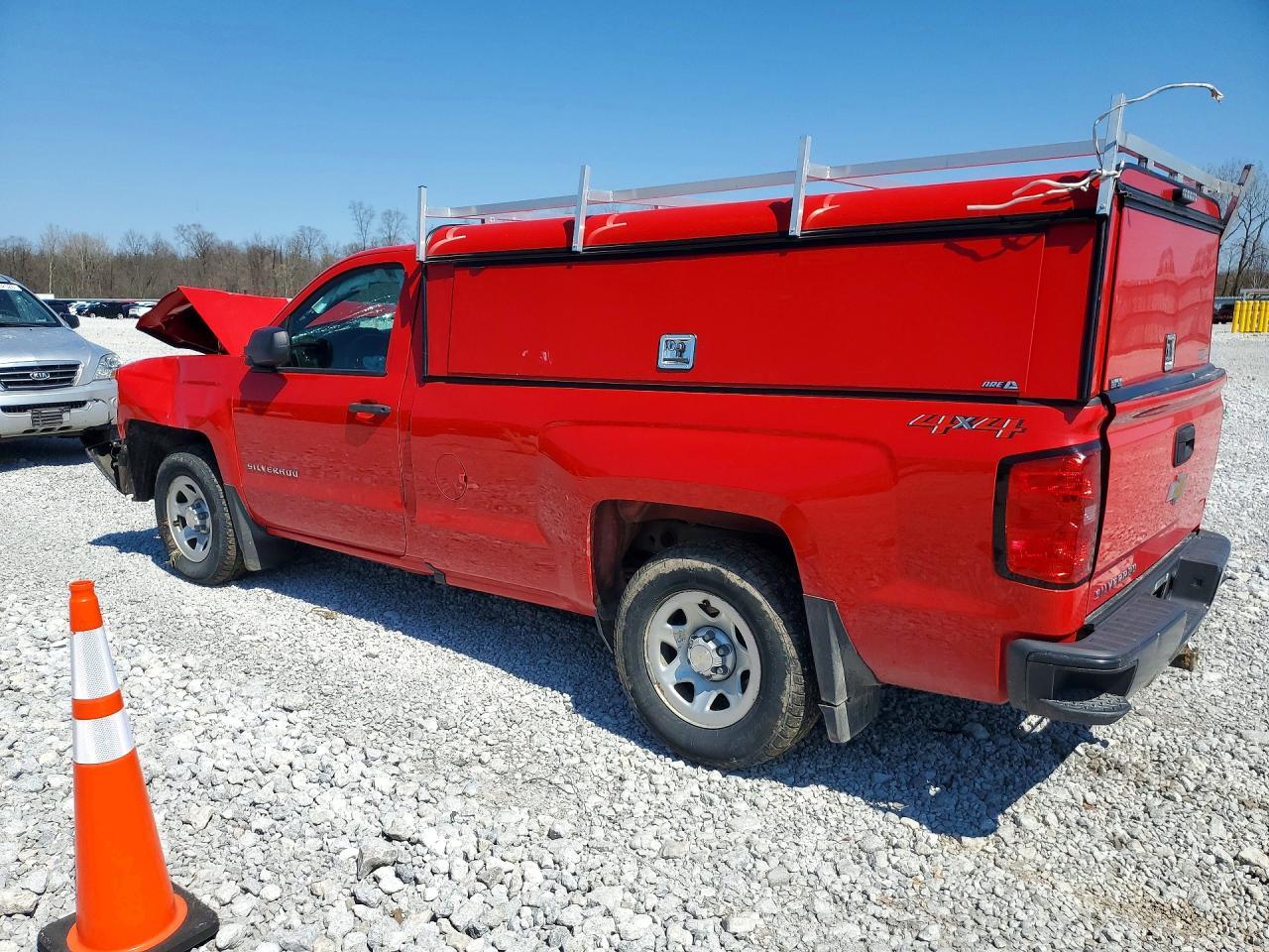 2018 CHEVROLET Silverado
