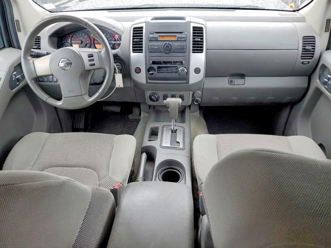 2011 NISSAN Frontier