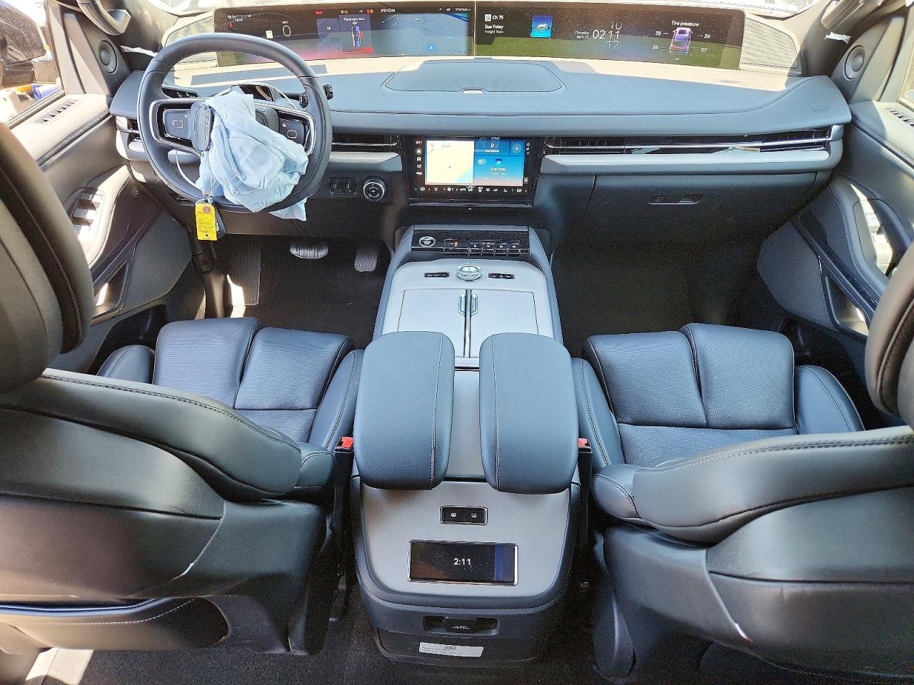 2025 LINCOLN Navigator