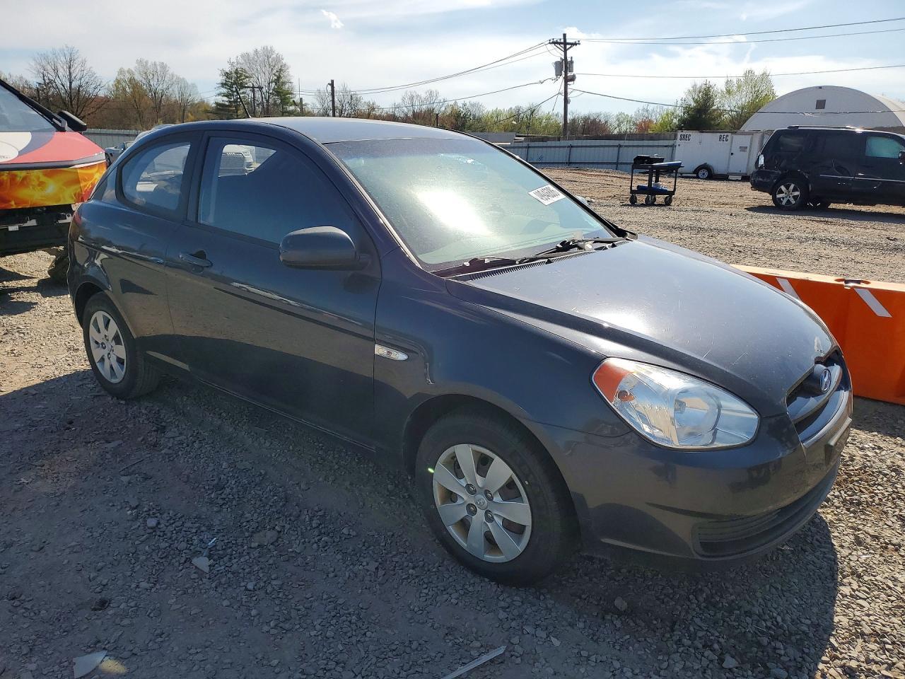 2011 HYUNDAI ACCENT