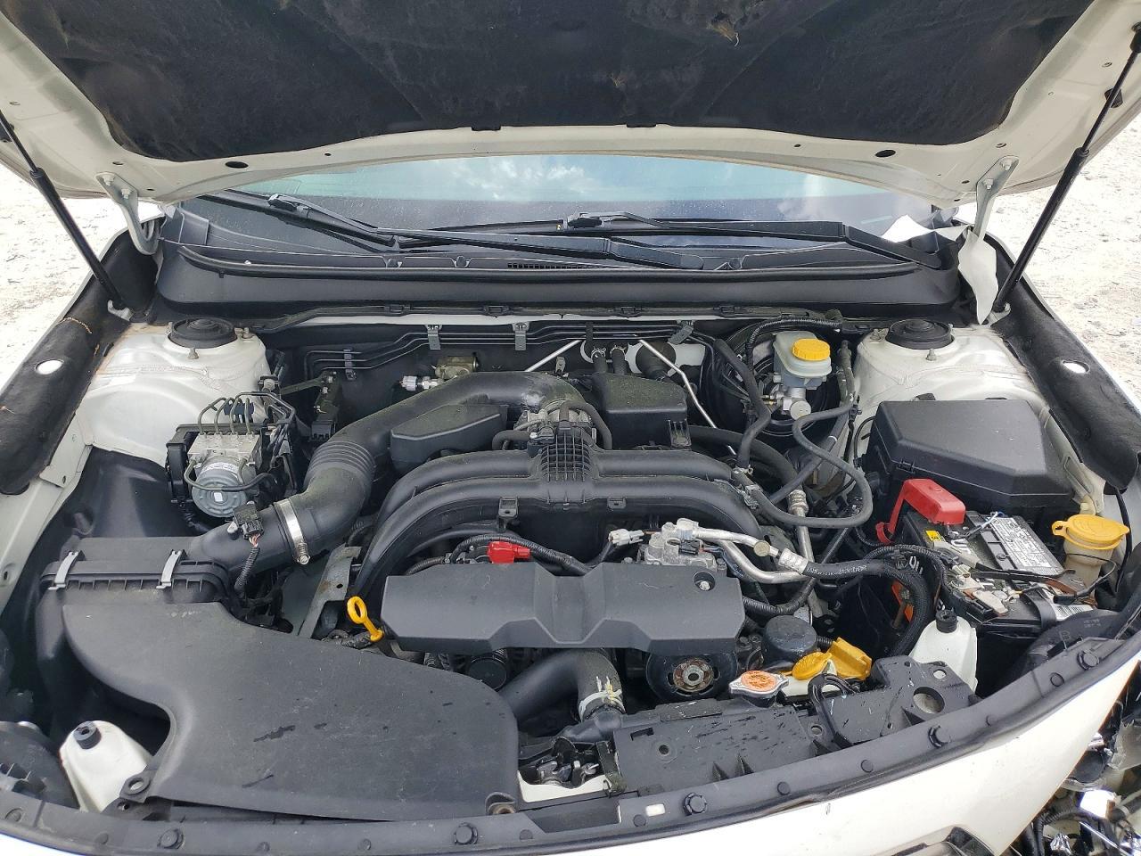 2015 SUBARU Outback